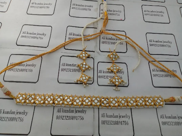Choker set