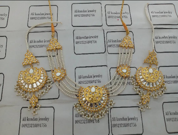 Necklace Set