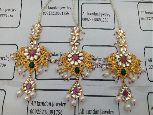 Earrings Teeka